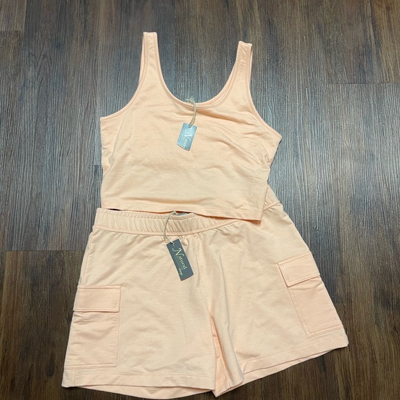 Natural Reflections Pants - NWT Peach Parfait Birchfield Cargo Shorts & Tank Set